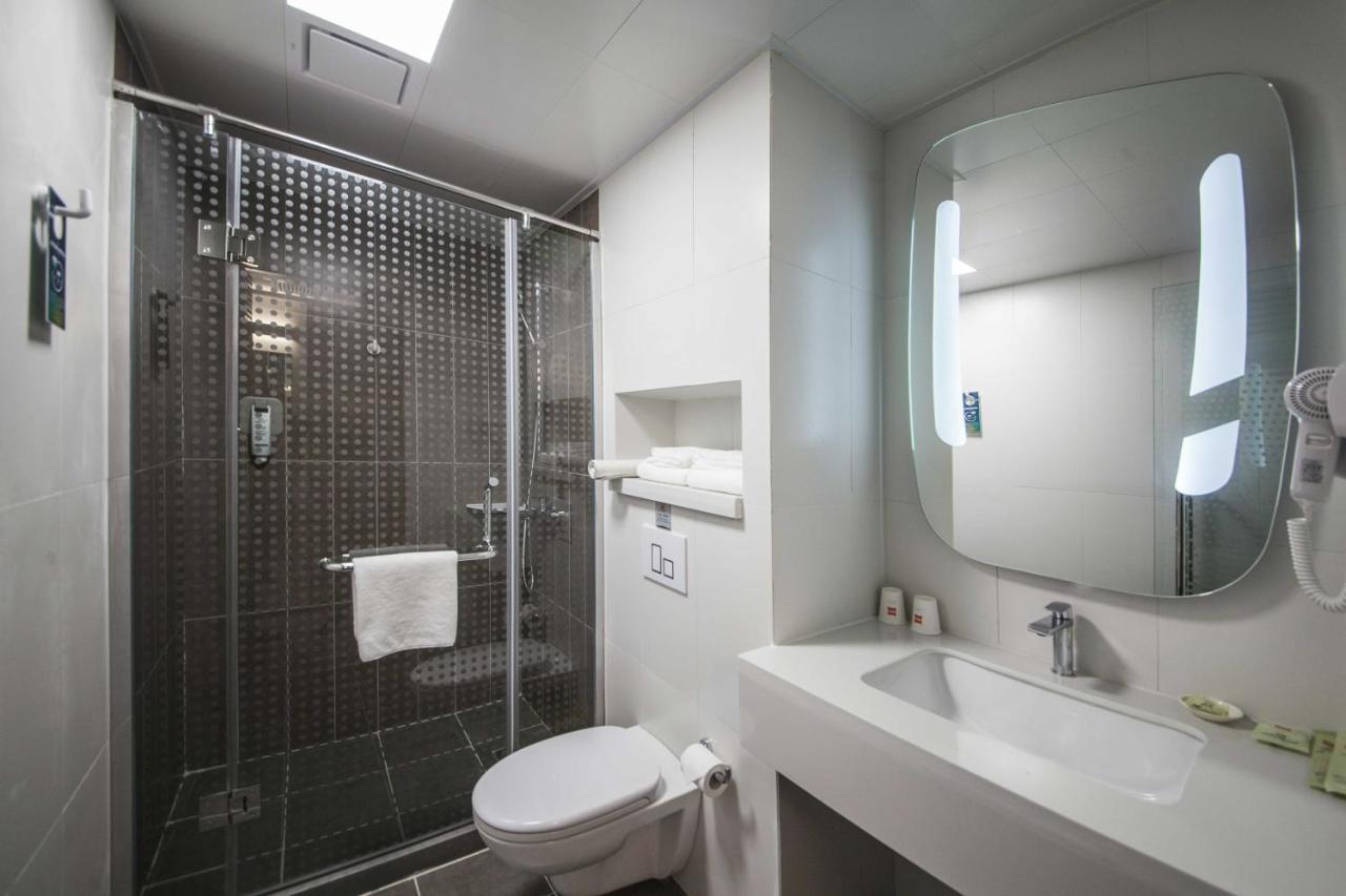 Ibis Nantong Middle Renmin Rd Hotel Экстерьер фото